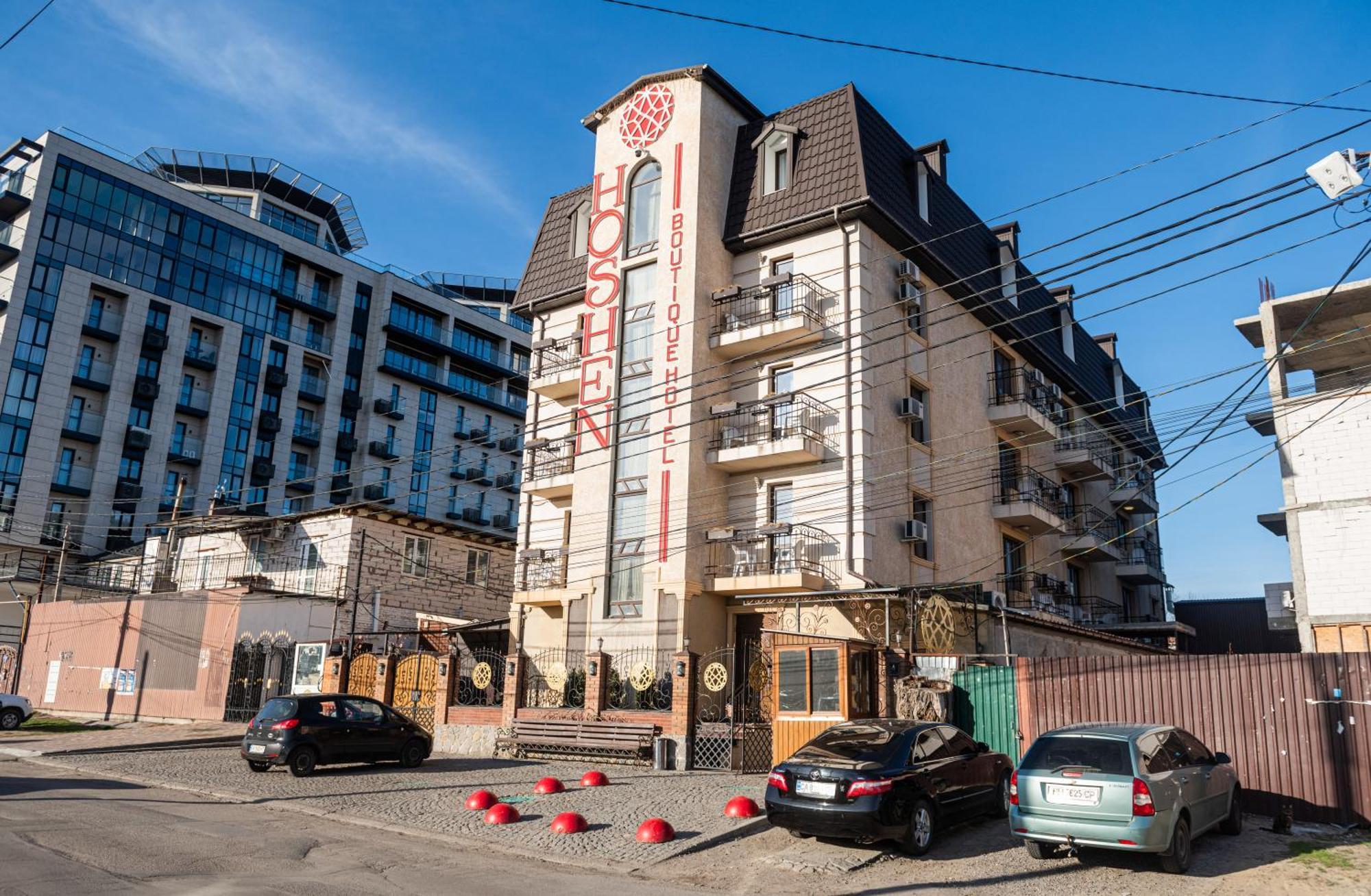 Hoshen Hotel Umanʼ Esterno foto