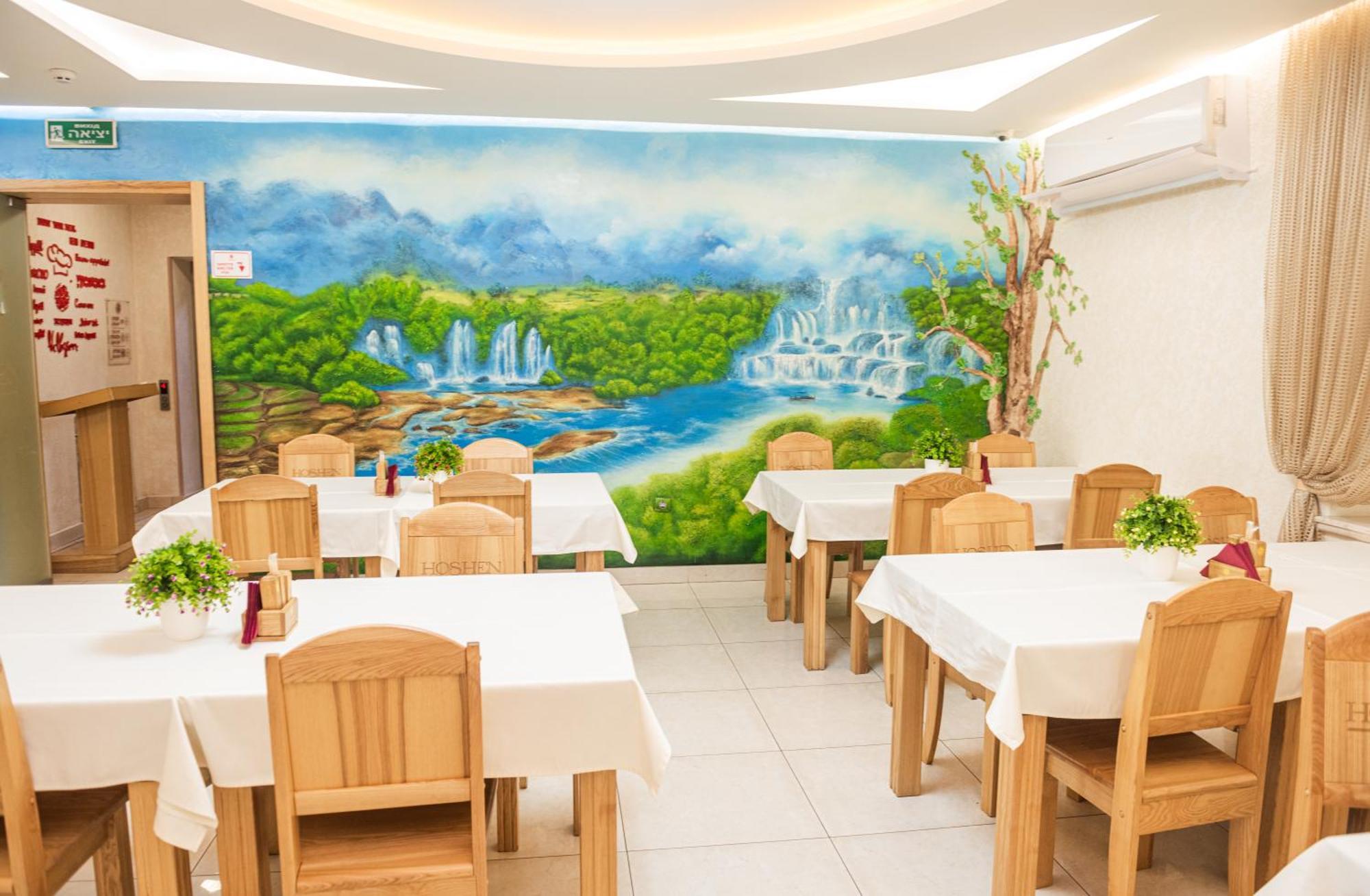 Hoshen Hotel Umanʼ Esterno foto