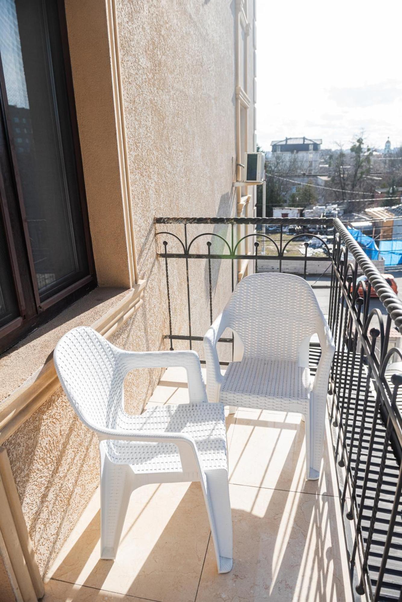 Hoshen Hotel Umanʼ Esterno foto
