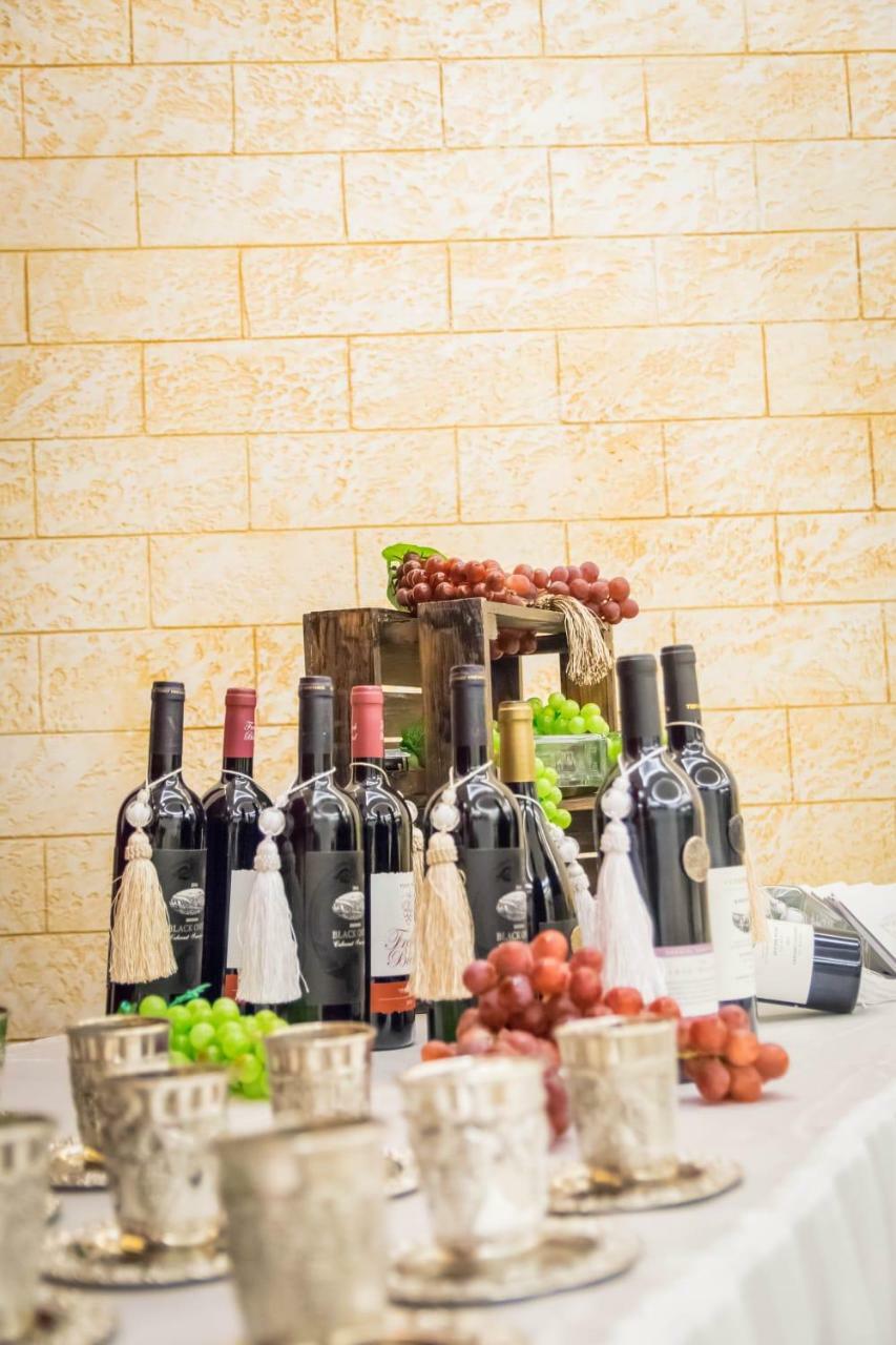 Hoshen Hotel Umanʼ Esterno foto
